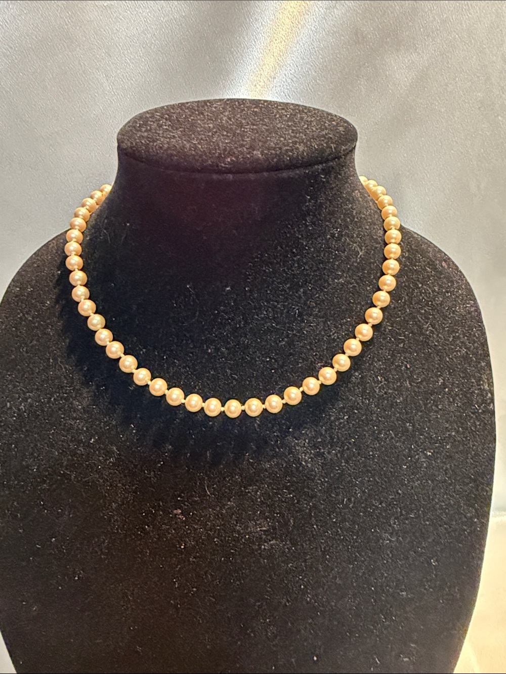 Source Unknown Peach Pearl Beaded Necklace
